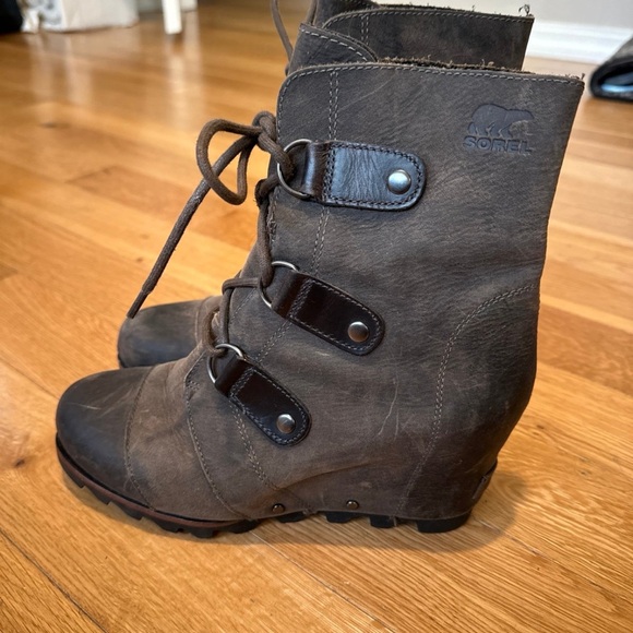 Sorel Joan of Arctic wedge boots - Picture 3 of 6